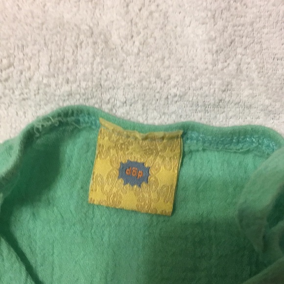 Tank top❤️ - Picture 3 of 3